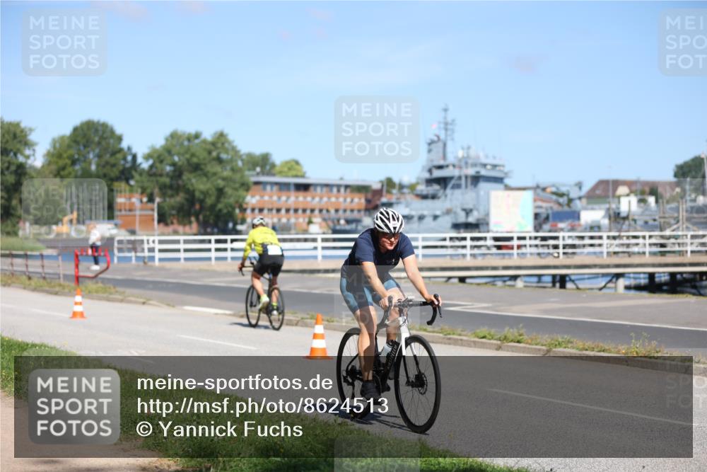 17.08.2025 - KN Förde Triathlon 2025 Yannick Fuchs http://msf.ph/oto/8624513 17.08.2025 11:32:50 Radfahren 302, 325, 334, 348, 360, 607, 263, 365 meine-sportfotos.de