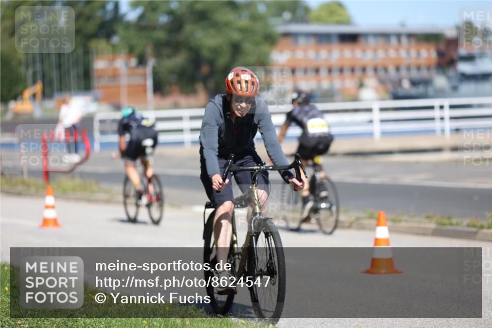 17.08.2025 - KN Förde Triathlon 2025 Yannick Fuchs http://msf.ph/oto/8624547 17.08.2025 11:33:12 Radfahren 271, 273, 362, 387, 641, 616, 632 meine-sportfotos.de