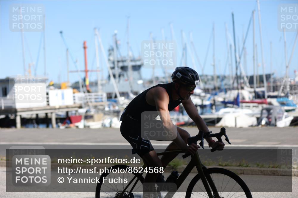 17.08.2025 - KN Förde Triathlon 2025 Yannick Fuchs http://msf.ph/oto/8624568 17.08.2025 11:33:23 Radfahren 280, 284, 296, 327, 329, 339, 341, 350, 601, 642, 273 meine-sportfotos.de