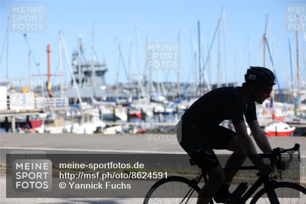 17.08.2025 - KN Förde Triathlon 2025 Yannick Fuchs http://msf.ph/oto/8624591 17.08.2025 11:33:32 Radfahren 311, 329, 339, 341, 343, 371, 374, 613, 633, 638, 642, 280, 284, 296, 327, 350, 601, 642 meine-sportfotos.de