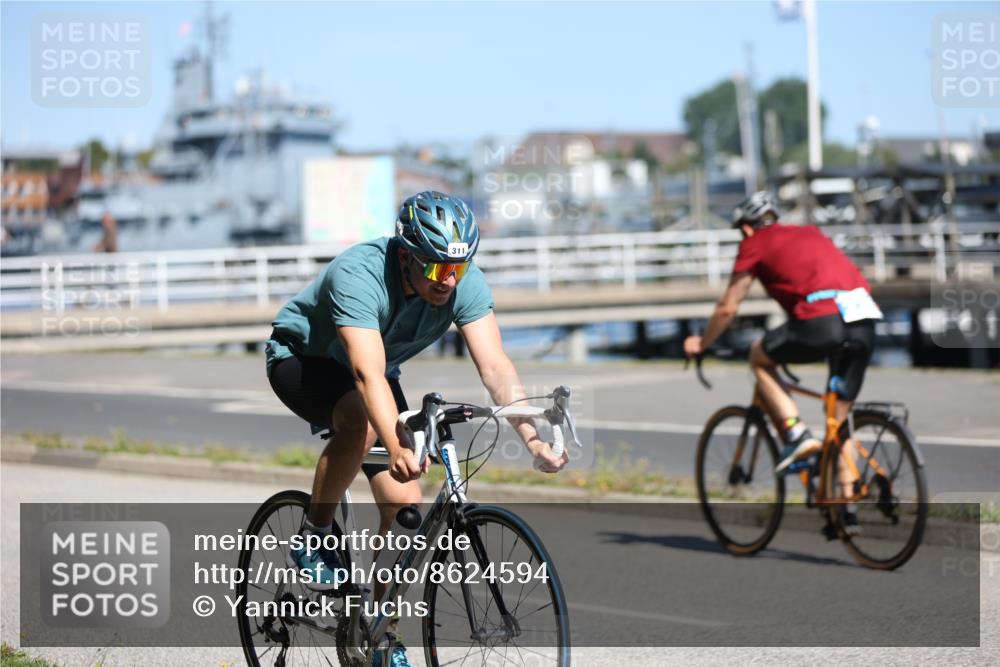 17.08.2025 - KN Förde Triathlon 2025 Yannick Fuchs http://msf.ph/oto/8624594 17.08.2025 11:33:33 Radfahren 293, 311, 329, 339, 341, 343, 371, 374, 613, 633, 638, 280, 284, 296, 329, 350, 601, 642 meine-sportfotos.de