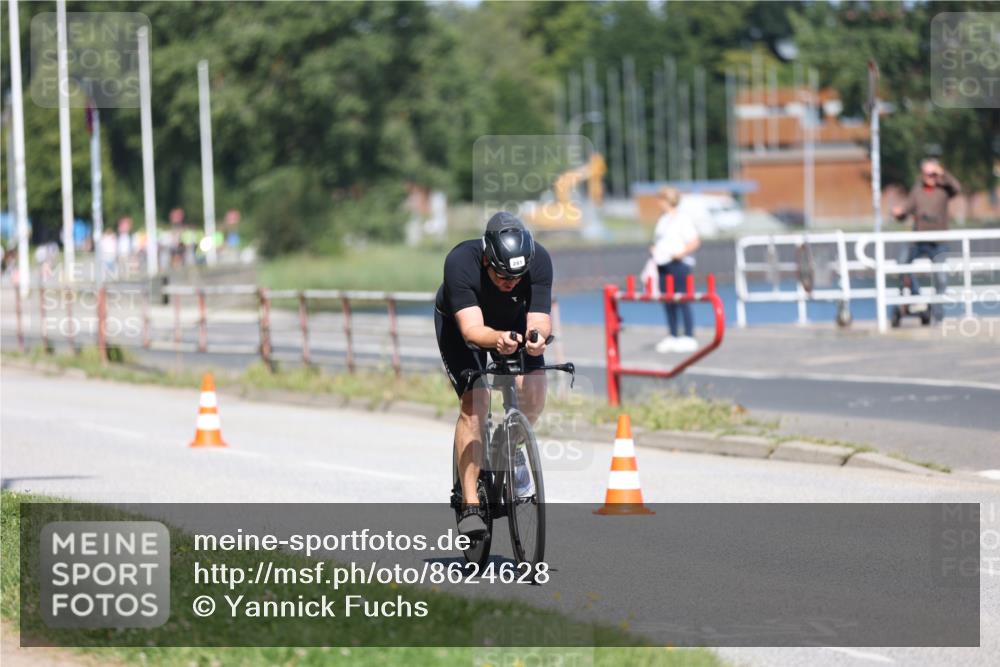 17.08.2025 - KN Förde Triathlon 2025 Yannick Fuchs http://msf.ph/oto/8624628 17.08.2025 11:33:49 Radfahren 281, 288, 306, 356, 370, 389, 293, 343, 356, 389, 613, 638 meine-sportfotos.de