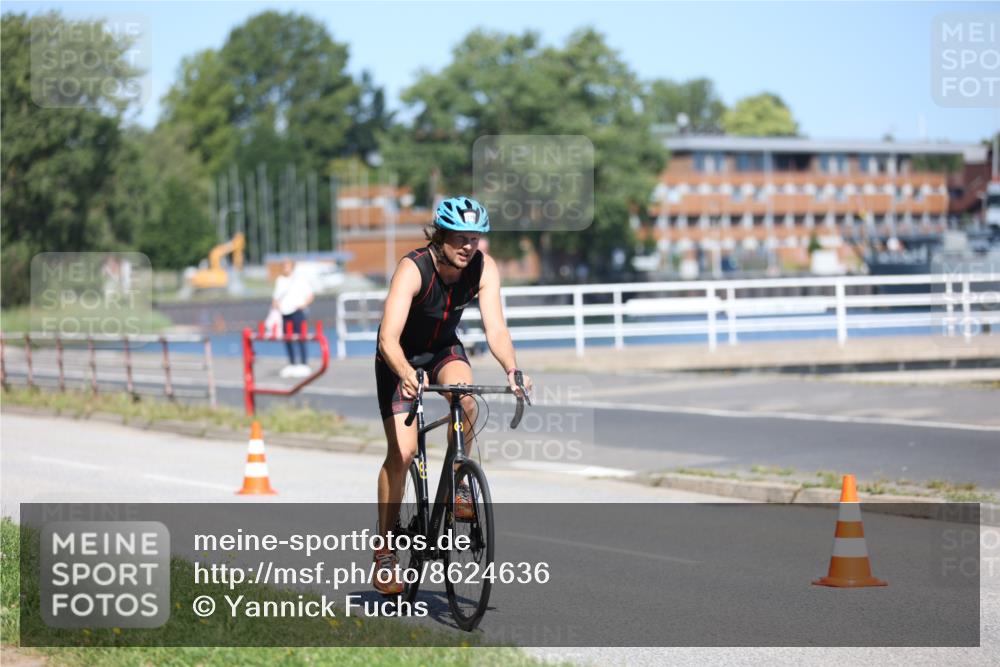 17.08.2025 - KN Förde Triathlon 2025 Yannick Fuchs http://msf.ph/oto/8624636 17.08.2025 11:34:04 Radfahren 307, 330, 379 meine-sportfotos.de