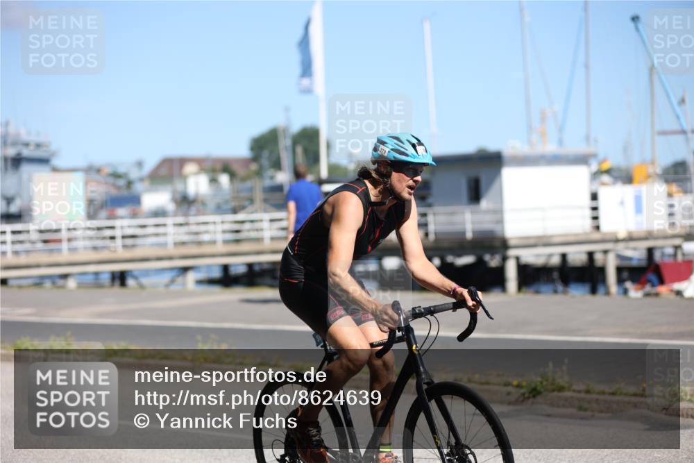 17.08.2025 - KN Förde Triathlon 2025 Yannick Fuchs http://msf.ph/oto/8624639 17.08.2025 11:34:06 Radfahren 307, 330, 379, 639 meine-sportfotos.de