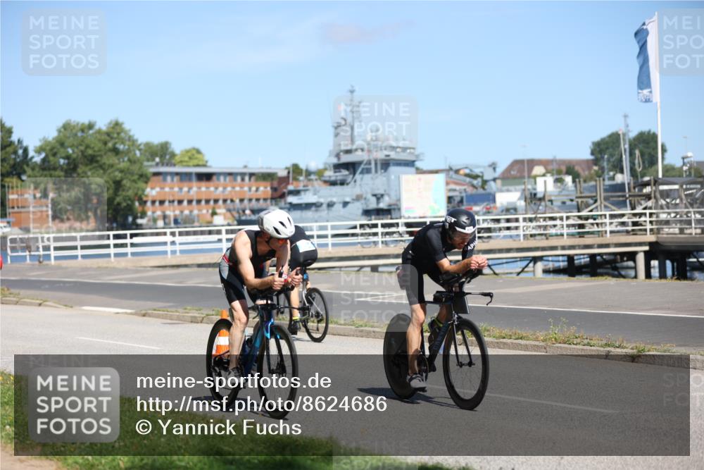 17.08.2025 - KN Förde Triathlon 2025 Yannick Fuchs http://msf.ph/oto/8624686 17.08.2025 11:34:54 Radfahren 271, 295, 296, 353, 354, 362, 372, 619, 633, 642, 643, 303, 328, 354, 363, 608 meine-sportfotos.de