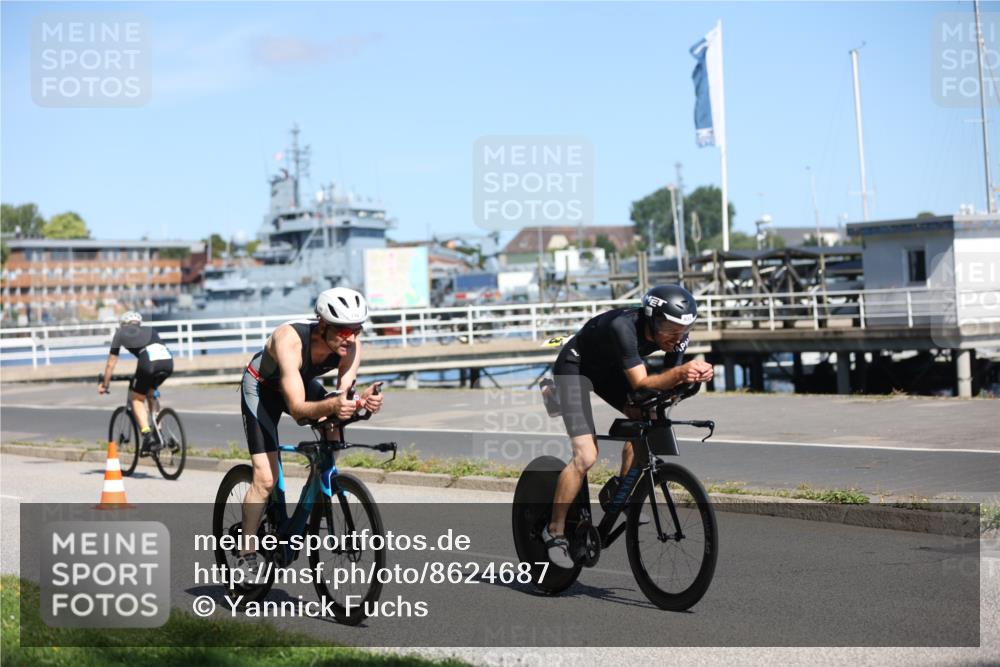 17.08.2025 - KN Förde Triathlon 2025 Yannick Fuchs http://msf.ph/oto/8624687 17.08.2025 11:34:54 Radfahren 271, 295, 296, 353, 354, 362, 372, 619, 633, 642, 643, 303, 328, 354, 363, 608 meine-sportfotos.de