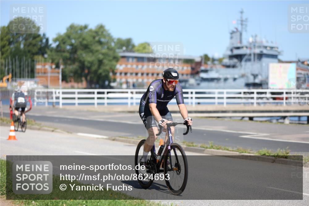 17.08.2025 - KN Förde Triathlon 2025 Yannick Fuchs http://msf.ph/oto/8624693 17.08.2025 11:34:59 Radfahren 284, 295, 349, 372, 619, 642, 643, 271, 296, 353, 354, 362, 633 meine-sportfotos.de