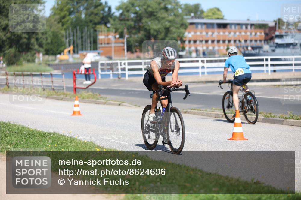 17.08.2025 - KN Förde Triathlon 2025 Yannick Fuchs http://msf.ph/oto/8624696 17.08.2025 11:35:03 Radfahren 284, 295, 349, 372, 617, 643, 271, 296, 372, 619, 633, 642 meine-sportfotos.de