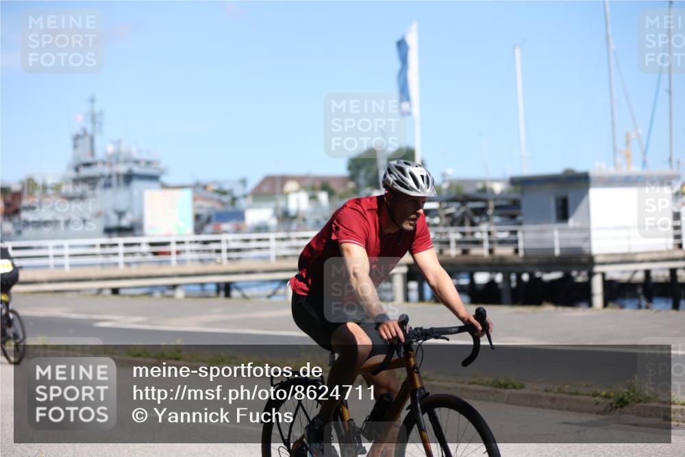17.08.2025 - KN Förde Triathlon 2025 Yannick Fuchs http://msf.ph/oto/8624711 17.08.2025 11:35:14 Radfahren 329, 345, 350, 371, 374, 601, 610, 613, 638, 617 meine-sportfotos.de