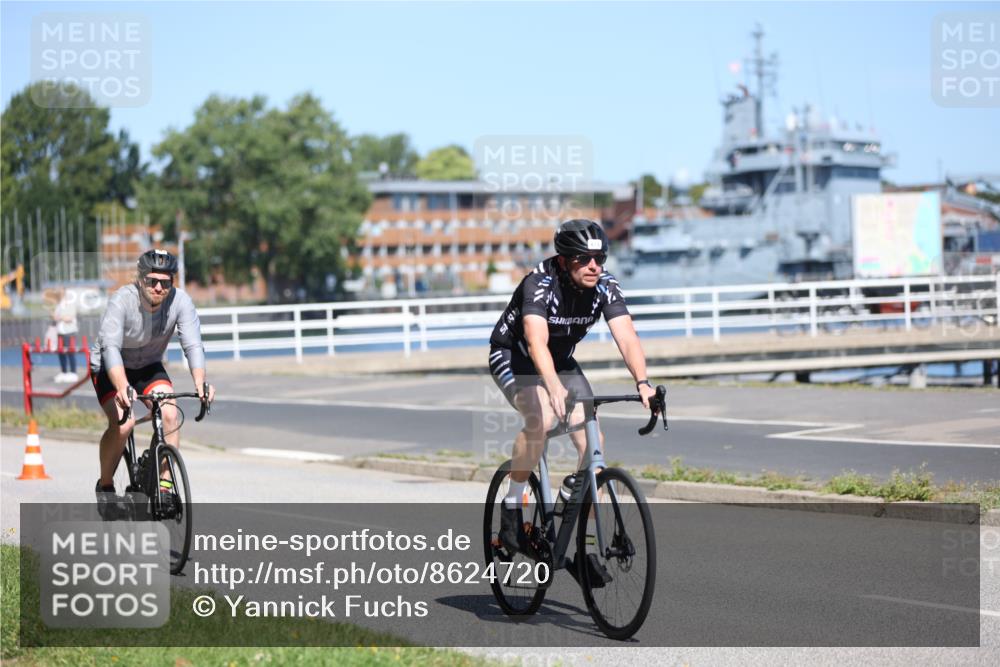 17.08.2025 - KN Förde Triathlon 2025 Yannick Fuchs http://msf.ph/oto/8624720 17.08.2025 11:35:18 Radfahren 323, 329, 345, 371, 374, 601, 610, 613, 638, 329, 350, 610, 617 meine-sportfotos.de