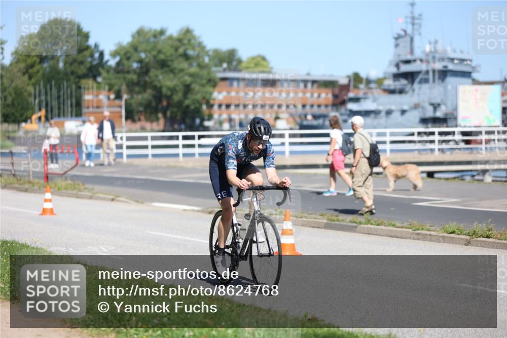 17.08.2025 - KN Förde Triathlon 2025 Yannick Fuchs http://msf.ph/oto/8624768 17.08.2025 11:35:49 Radfahren 330, 384, 307, 310, 380, 609 meine-sportfotos.de