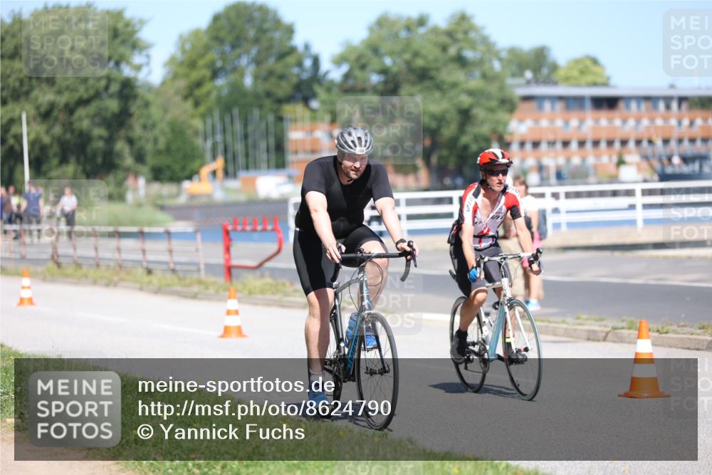 17.08.2025 - KN Förde Triathlon 2025 Yannick Fuchs http://msf.ph/oto/8624790 17.08.2025 11:36:10 Radfahren 300, 309, 326, 328, 352, 367, 612, 630, 635, 300, 608 meine-sportfotos.de