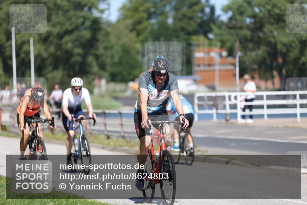 17.08.2025 - KN Förde Triathlon 2025 Yannick Fuchs http://msf.ph/oto/8624803 17.08.2025 11:36:16 Radfahren 309, 328, 367, 630, 639, 300, 326, 352, 612, 635 meine-sportfotos.de