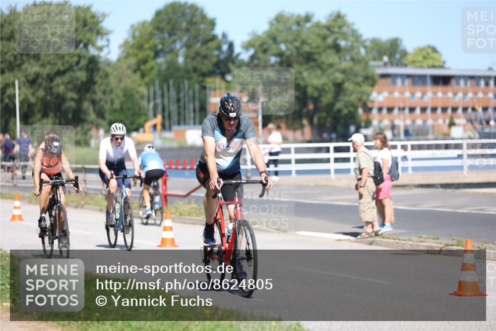 17.08.2025 - KN Förde Triathlon 2025 Yannick Fuchs http://msf.ph/oto/8624805 17.08.2025 11:36:17 Radfahren 309, 328, 367, 622, 630, 639, 326, 352, 612, 635 meine-sportfotos.de