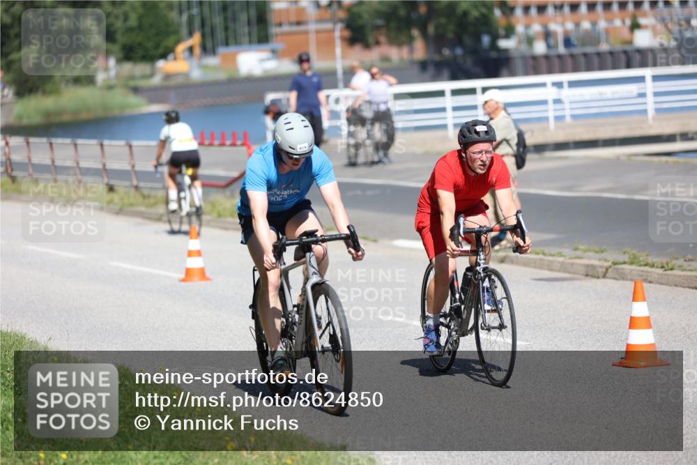 17.08.2025 - KN Förde Triathlon 2025 Yannick Fuchs http://msf.ph/oto/8624850 17.08.2025 11:36:44 Radfahren 361, 372, 382, 619, 624, 625, 353, 354, 623 meine-sportfotos.de