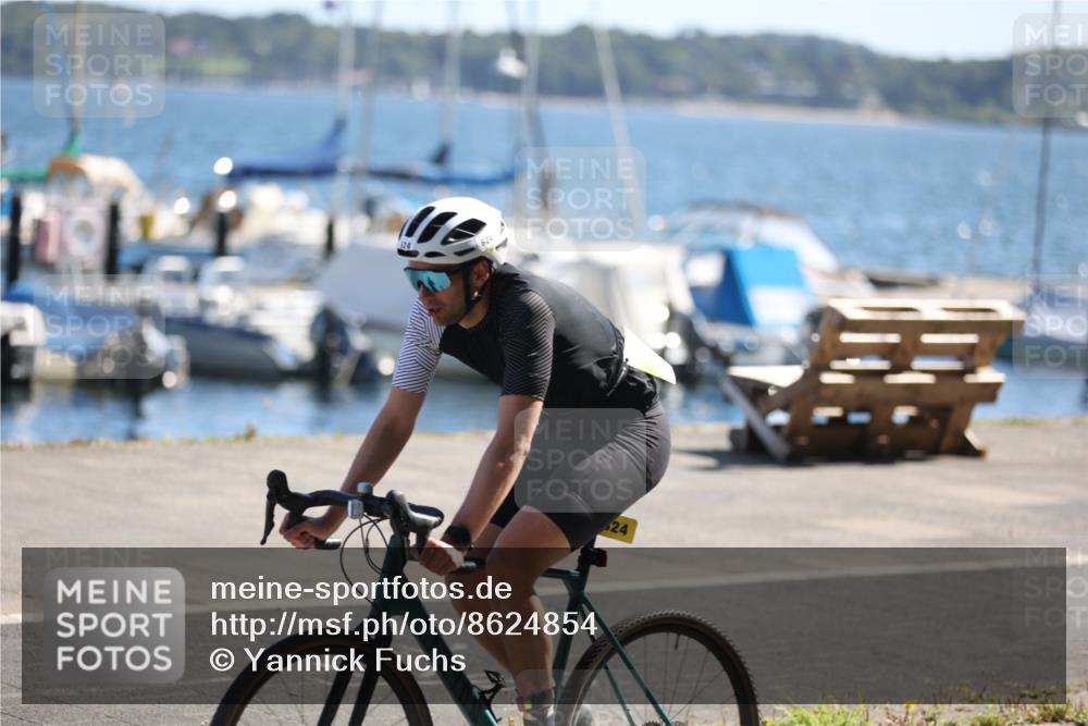 17.08.2025 - KN Förde Triathlon 2025 Yannick Fuchs http://msf.ph/oto/8624854 17.08.2025 11:36:50 Radfahren 294, 323, 349, 361, 382, 624, 372, 382, 619, 625 meine-sportfotos.de