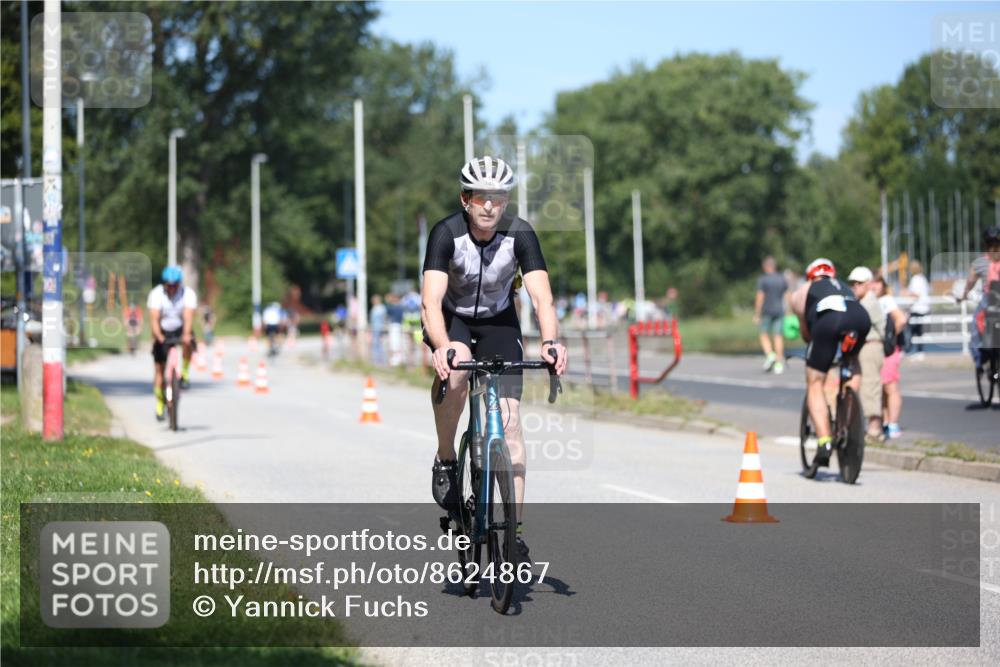 17.08.2025 - KN Förde Triathlon 2025 Yannick Fuchs http://msf.ph/oto/8624867 17.08.2025 11:37:03 Radfahren 282, 345, 610, 617, 626, 627, 294, 323, 349 meine-sportfotos.de