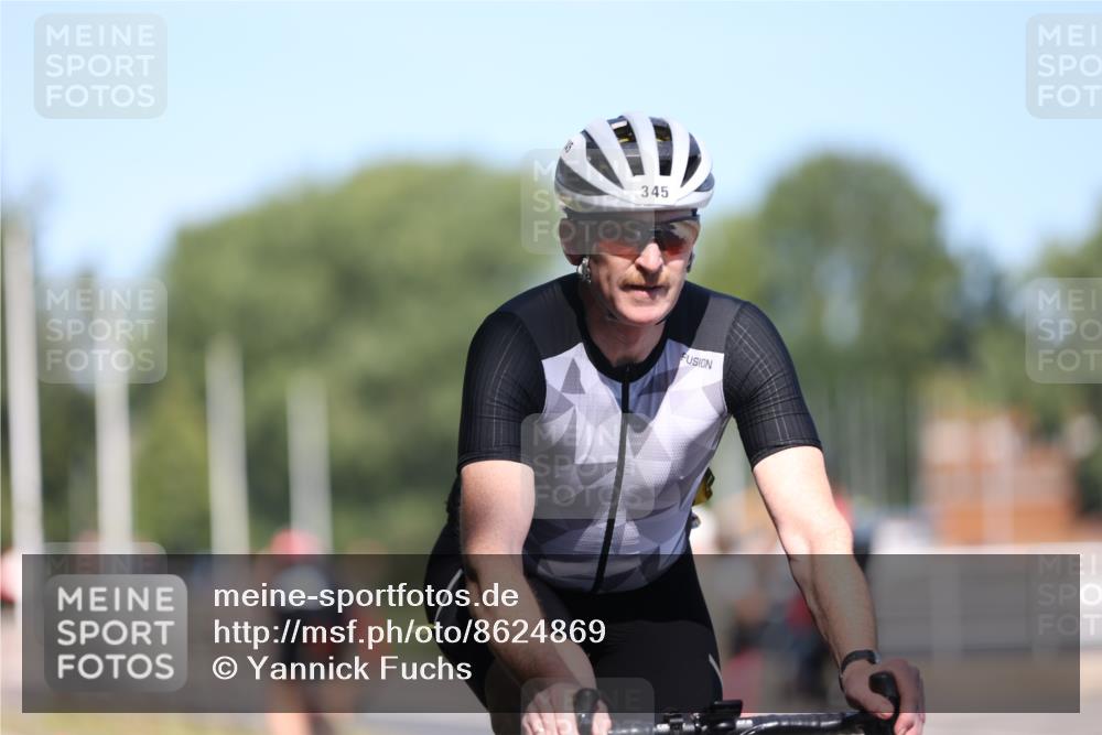 17.08.2025 - KN Förde Triathlon 2025 Yannick Fuchs http://msf.ph/oto/8624869 17.08.2025 11:37:04 Radfahren 282, 345, 610, 617, 626, 627, 294, 323 meine-sportfotos.de