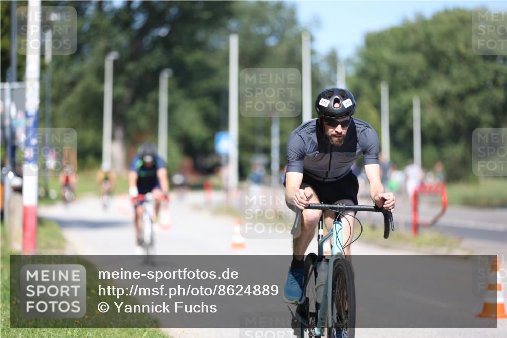 17.08.2025 - KN Förde Triathlon 2025 Yannick Fuchs http://msf.ph/oto/8624889 17.08.2025 11:37:19 Radfahren 373, 377, 609, 615, 310, 629 meine-sportfotos.de