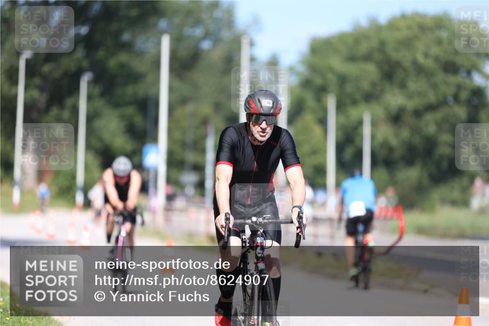 17.08.2025 - KN Förde Triathlon 2025 Yannick Fuchs http://msf.ph/oto/8624907 17.08.2025 11:37:32 Radfahren 308, 332, 368, 380, 606, 614, 377, 380 meine-sportfotos.de