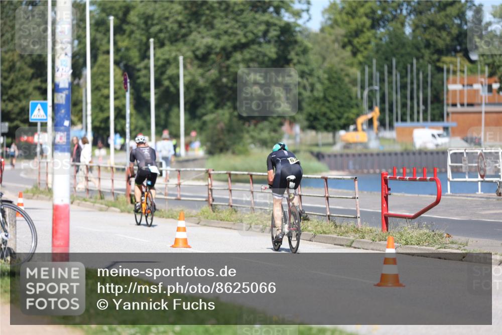 17.08.2025 - KN Förde Triathlon 2025 Yannick Fuchs http://msf.ph/oto/8625066 17.08.2025 11:42:25 Radfahren 316, 325, 343, 385, 302, 316, 364, 632 meine-sportfotos.de