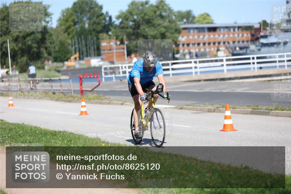 17.08.2025 - KN Förde Triathlon 2025 Yannick Fuchs http://msf.ph/oto/8625120 17.08.2025 11:43:43 Radfahren 339, 341, 376, 607, 632, 334 meine-sportfotos.de