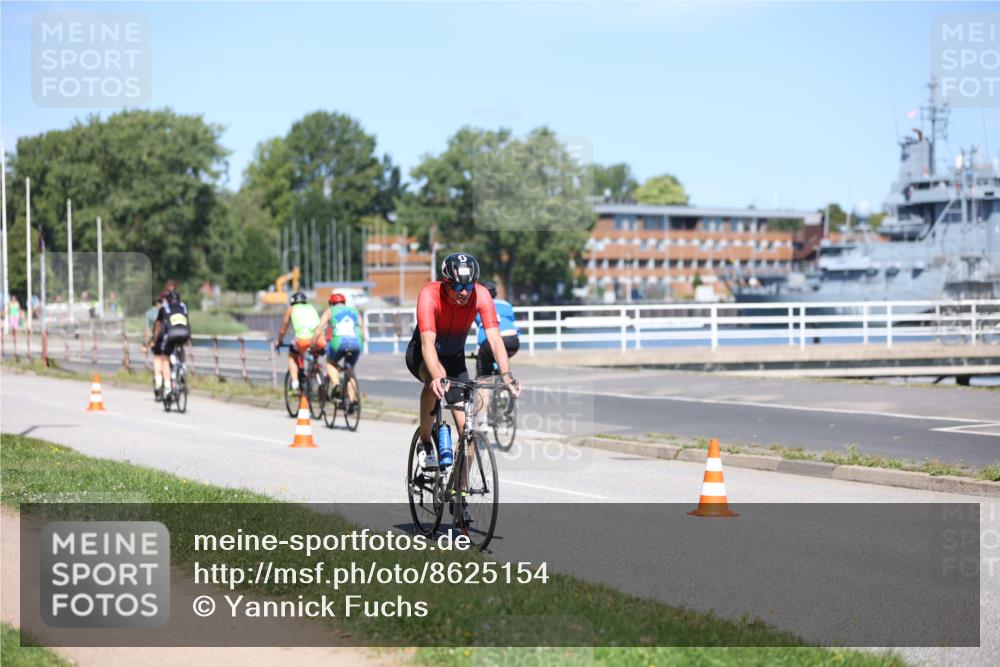 17.08.2025 - KN Förde Triathlon 2025 Yannick Fuchs http://msf.ph/oto/8625154 17.08.2025 11:44:00 Radfahren 302, 311, 355, 327, 338, 341, 348, 360, 362, 613, 638 meine-sportfotos.de