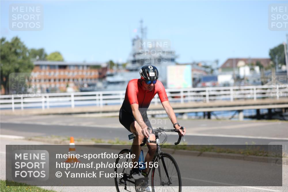 17.08.2025 - KN Förde Triathlon 2025 Yannick Fuchs http://msf.ph/oto/8625156 17.08.2025 11:44:01 Radfahren 302, 311, 355, 327, 338, 348, 360, 362, 613, 638 meine-sportfotos.de