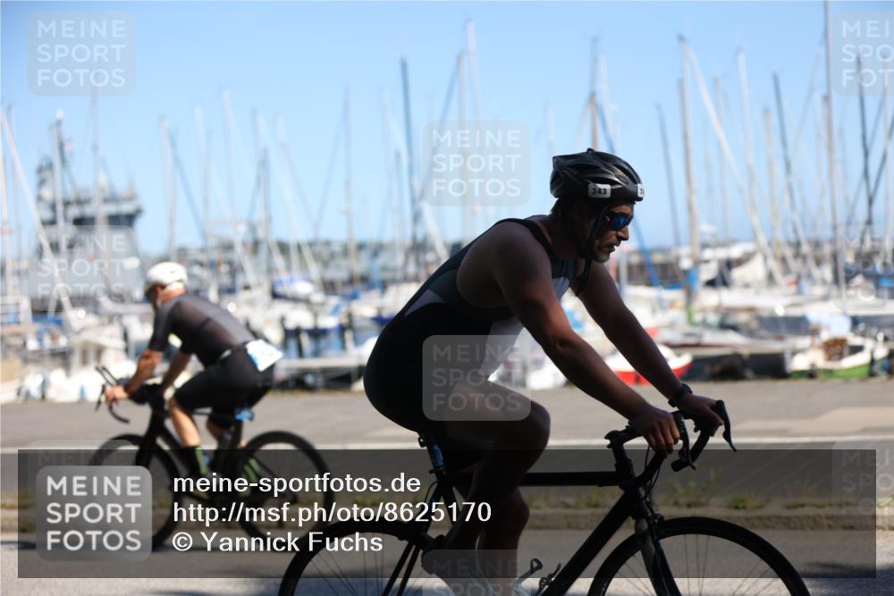 17.08.2025 - KN Förde Triathlon 2025 Yannick Fuchs http://msf.ph/oto/8625170 17.08.2025 11:44:14 Radfahren 343, 350, 374, 642, 302 meine-sportfotos.de