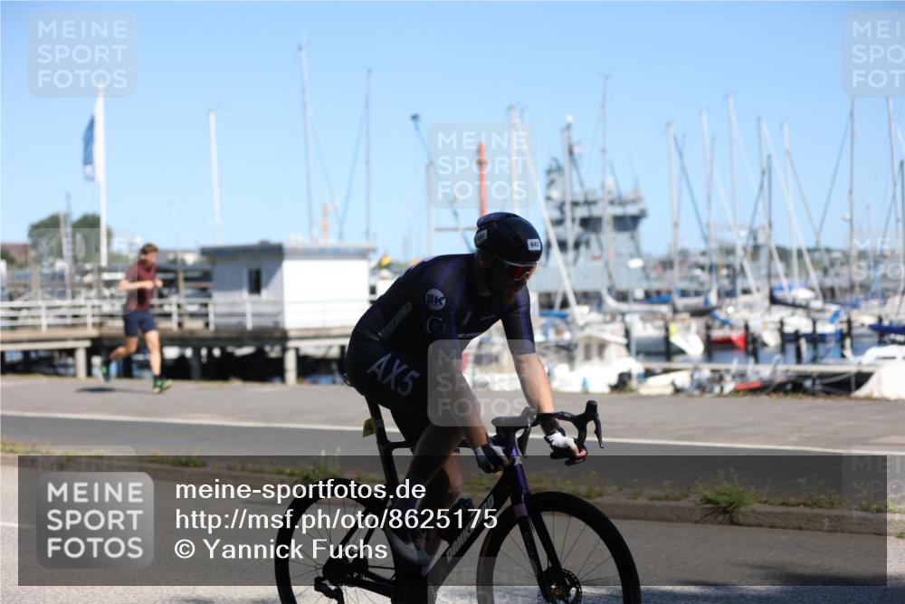 17.08.2025 - KN Förde Triathlon 2025 Yannick Fuchs http://msf.ph/oto/8625175 17.08.2025 11:44:18 Radfahren 325, 329, 350, 371, 642, 343, 374 meine-sportfotos.de
