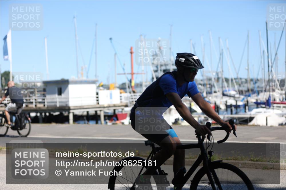 17.08.2025 - KN Förde Triathlon 2025 Yannick Fuchs http://msf.ph/oto/8625181 17.08.2025 11:44:25 Radfahren 325, 328, 329, 356, 371, 385, 616, 350, 642 meine-sportfotos.de