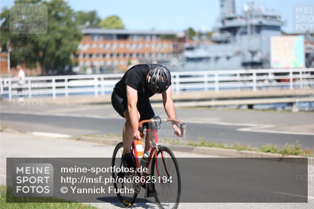 17.08.2025 - KN Förde Triathlon 2025 Yannick Fuchs http://msf.ph/oto/8625194 17.08.2025 11:44:34 Radfahren 291, 328, 330, 356, 370, 379, 325, 329, 385, 616 meine-sportfotos.de