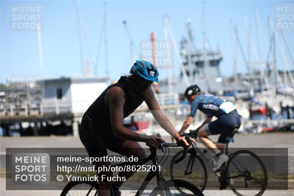 17.08.2025 - KN Förde Triathlon 2025 Yannick Fuchs http://msf.ph/oto/8625201 17.08.2025 11:44:38 Radfahren 291, 330, 370, 375, 379, 291, 328, 330, 356, 616 meine-sportfotos.de