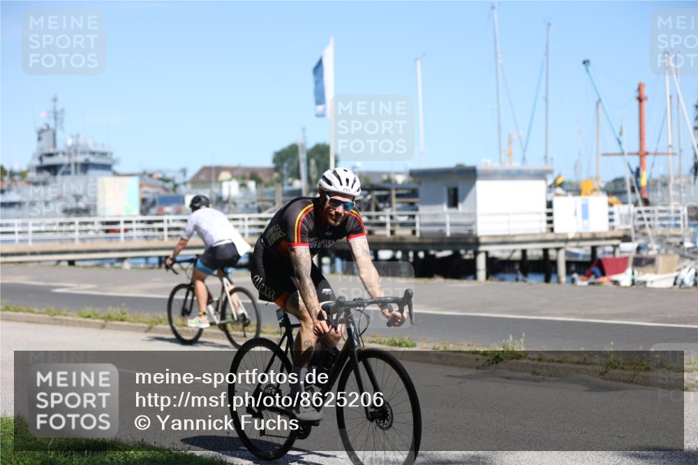 17.08.2025 - KN Förde Triathlon 2025 Yannick Fuchs http://msf.ph/oto/8625206 17.08.2025 11:44:49 Radfahren 293, 375, 370, 375 meine-sportfotos.de