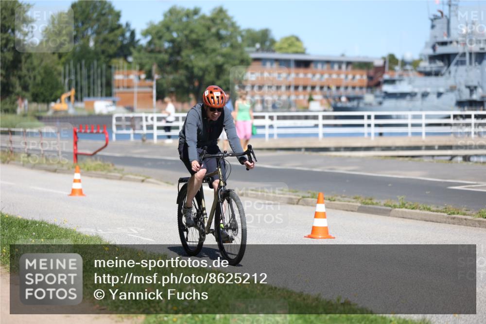 17.08.2025 - KN Förde Triathlon 2025 Yannick Fuchs http://msf.ph/oto/8625212 17.08.2025 11:44:59 Radfahren 641, 293 meine-sportfotos.de