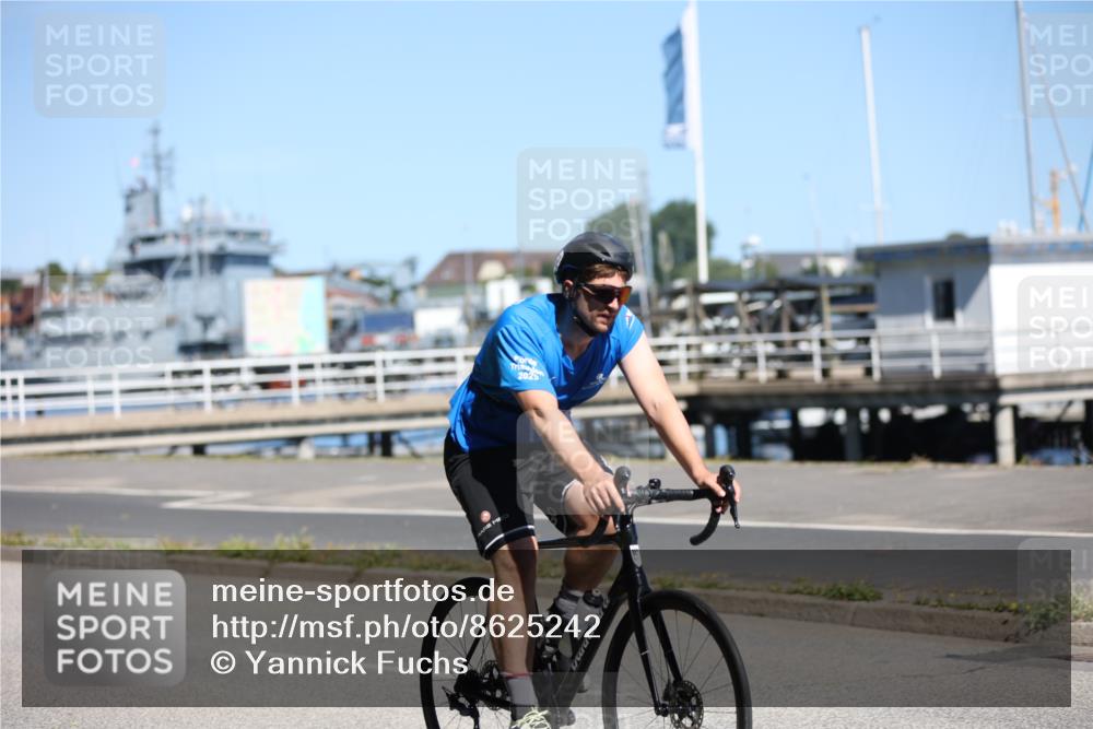 17.08.2025 - KN Förde Triathlon 2025 Yannick Fuchs http://msf.ph/oto/8625242 17.08.2025 11:45:41 Radfahren 348, 353, 360, 362, 635, 354, 613, 638 meine-sportfotos.de