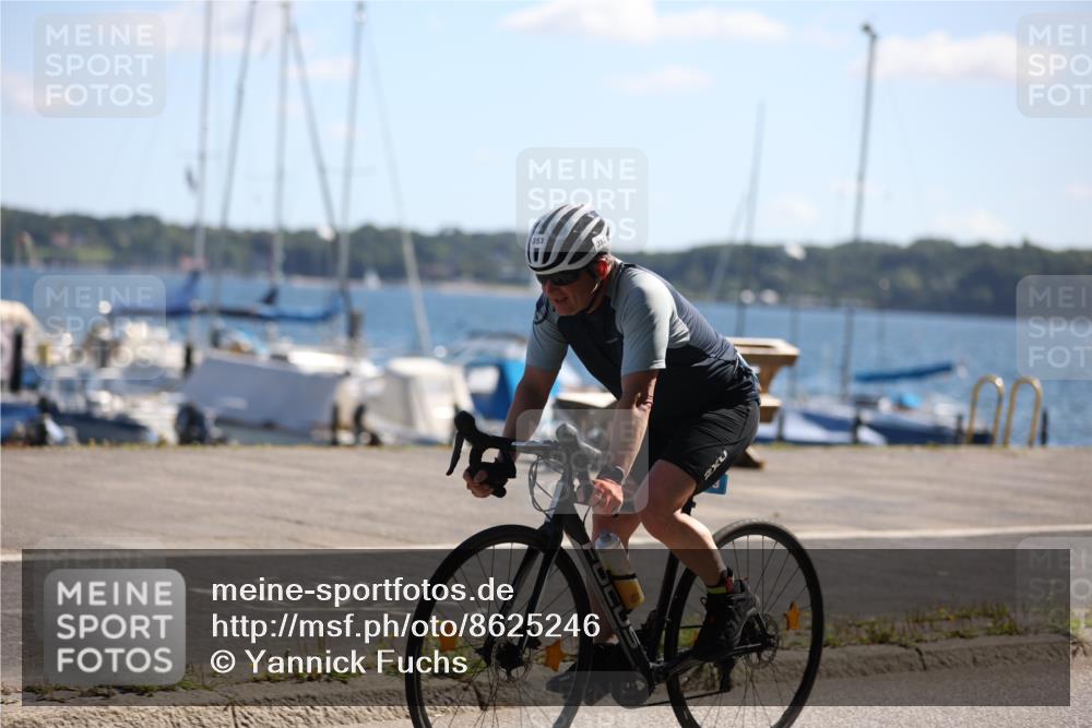 17.08.2025 - KN Förde Triathlon 2025 Yannick Fuchs http://msf.ph/oto/8625246 17.08.2025 11:45:48 Radfahren 353, 368, 374, 601, 629, 348, 360, 362, 635 meine-sportfotos.de