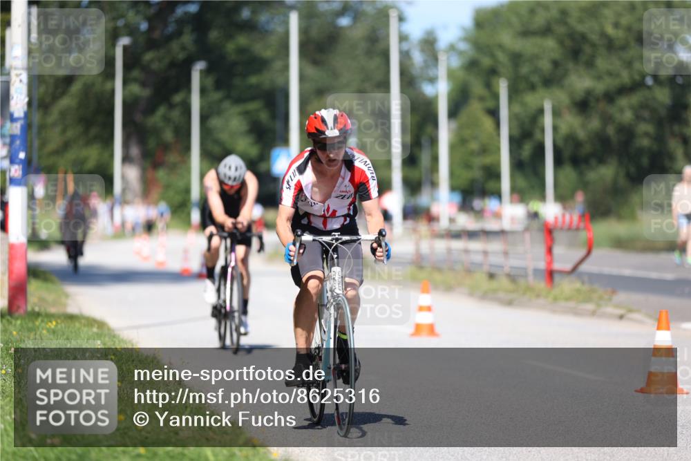 17.08.2025 - KN Förde Triathlon 2025 Yannick Fuchs http://msf.ph/oto/8625316 17.08.2025 11:47:26 Radfahren 285, 353, 354, 368, 614, 623, 629, 630, 635, 639 meine-sportfotos.de