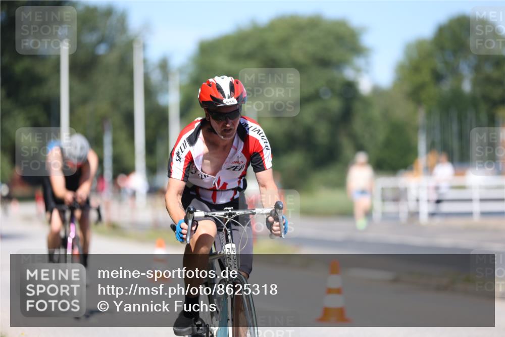 17.08.2025 - KN Förde Triathlon 2025 Yannick Fuchs http://msf.ph/oto/8625318 17.08.2025 11:47:27 Radfahren 285, 353, 354, 368, 614, 623, 624, 629, 630, 635, 639, 623 meine-sportfotos.de