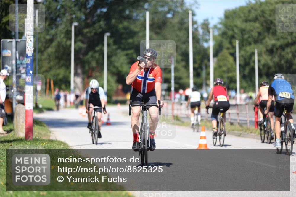 17.08.2025 - KN Förde Triathlon 2025 Yannick Fuchs http://msf.ph/oto/8625325 17.08.2025 11:47:31 Radfahren 285, 353, 368, 382, 624, 629, 354, 368, 614, 623, 630, 635, 639 meine-sportfotos.de