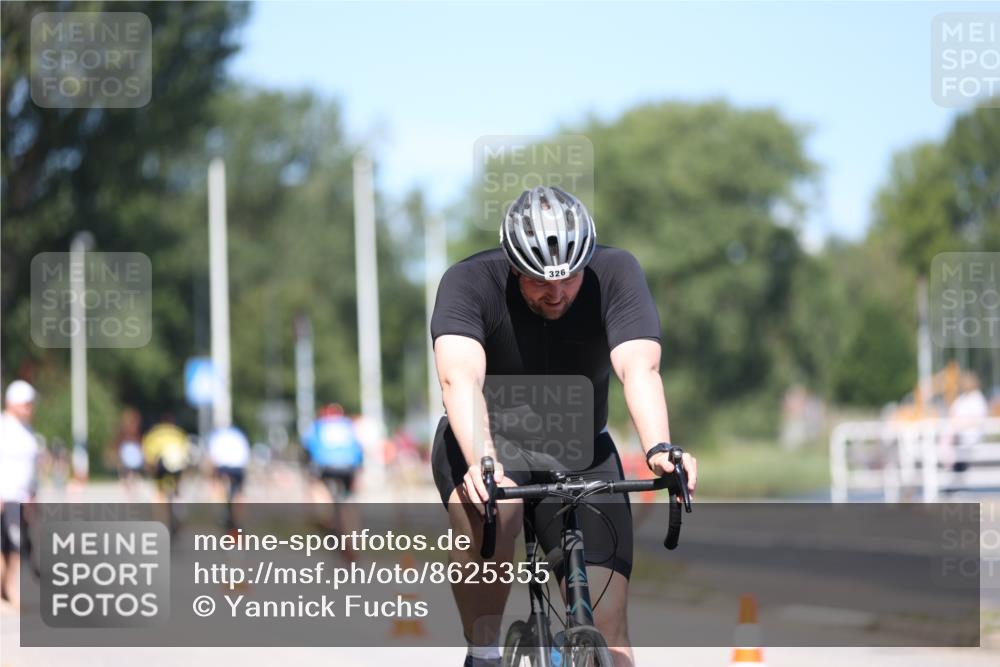 17.08.2025 - KN Förde Triathlon 2025 Yannick Fuchs http://msf.ph/oto/8625355 17.08.2025 11:47:55 Radfahren 326, 352, 609, 627, 361, 372, 601, 609, 626, 636 meine-sportfotos.de