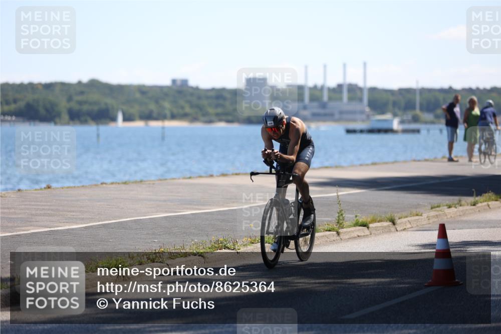 17.08.2025 - KN Förde Triathlon 2025 Yannick Fuchs http://msf.ph/oto/8625364 17.08.2025 12:42:08 Radfahren 408 meine-sportfotos.de