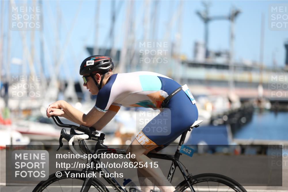 17.08.2025 - KN Förde Triathlon 2025 Yannick Fuchs http://msf.ph/oto/8625415 17.08.2025 12:43:34 Radfahren 402, 402, 408 meine-sportfotos.de
