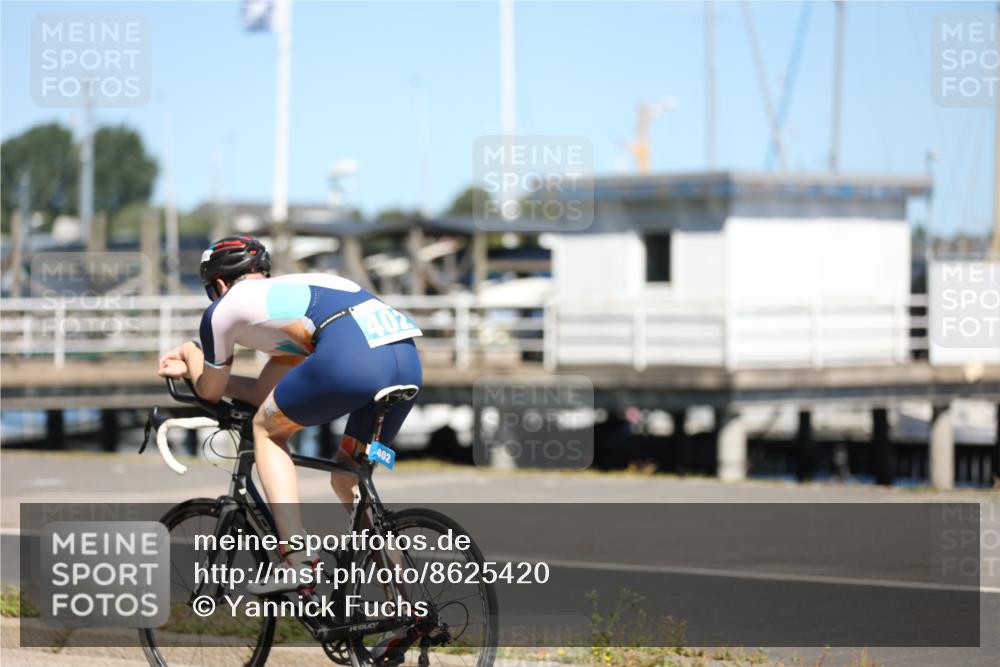 17.08.2025 - KN Förde Triathlon 2025 Yannick Fuchs http://msf.ph/oto/8625420 17.08.2025 12:43:35 Radfahren 402, 408 meine-sportfotos.de
