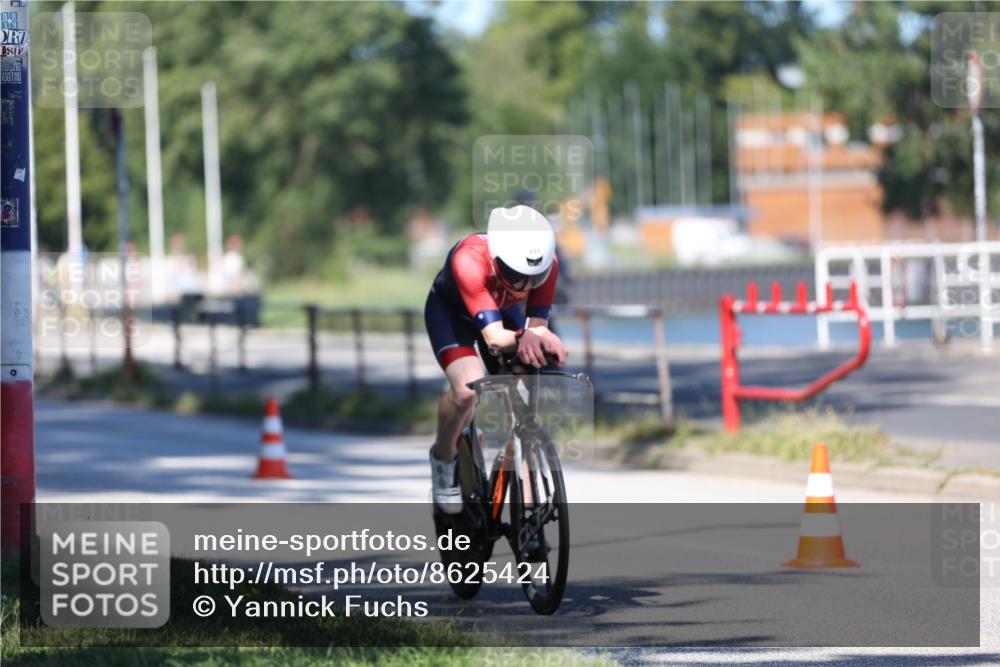 17.08.2025 - KN Förde Triathlon 2025 Yannick Fuchs http://msf.ph/oto/8625424 17.08.2025 12:44:00 Radfahren 403 meine-sportfotos.de