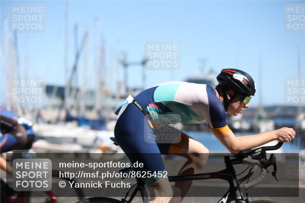 17.08.2025 - KN Förde Triathlon 2025 Yannick Fuchs http://msf.ph/oto/8625452 17.08.2025 12:45:03 Radfahren 398, 402, 418, 418 meine-sportfotos.de