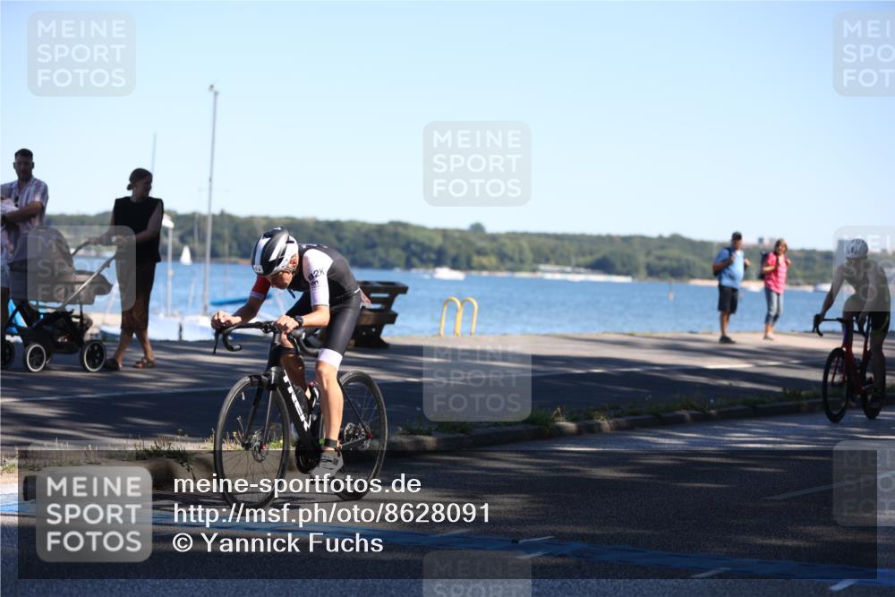 17.08.2025 - KN Förde Triathlon 2025 Yannick Fuchs http://msf.ph/oto/8628091 17.08.2025 14:54:36 Radfahren 5, 9, 10, 16 meine-sportfotos.de