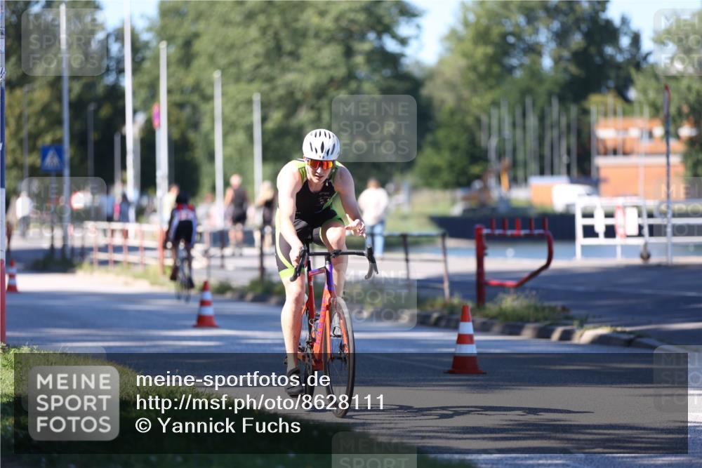 17.08.2025 - KN Förde Triathlon 2025 Yannick Fuchs http://msf.ph/oto/8628111 17.08.2025 14:56:02 Radfahren 8, 9, 5, 7, 10, 16 meine-sportfotos.de