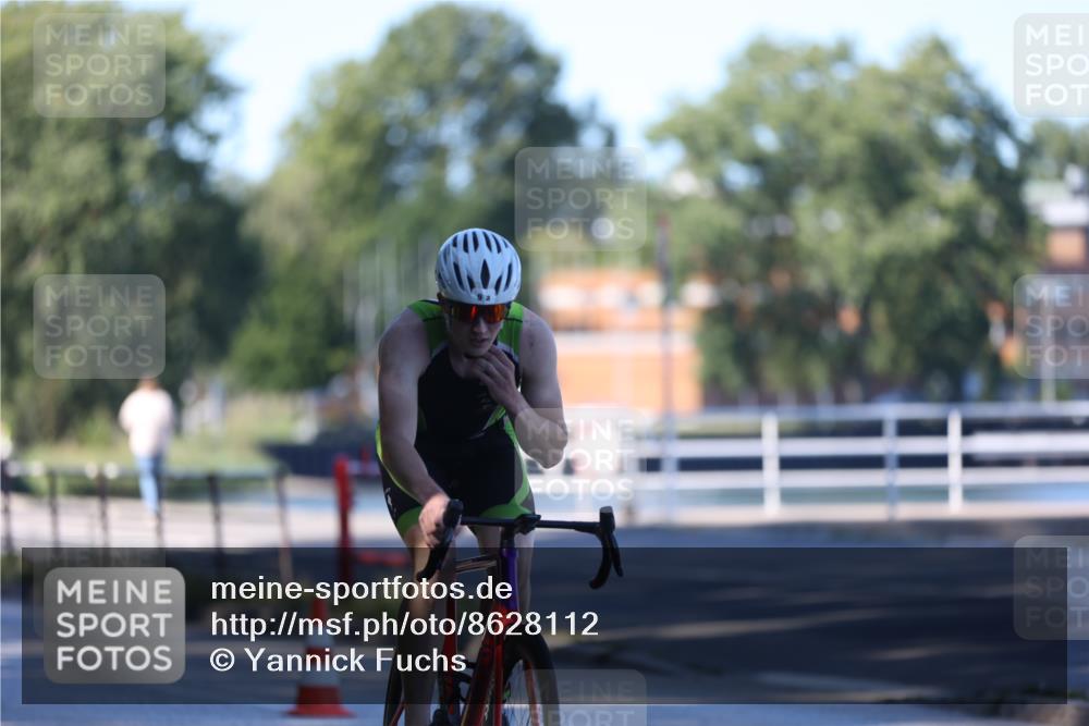 17.08.2025 - KN Förde Triathlon 2025 Yannick Fuchs http://msf.ph/oto/8628112 17.08.2025 14:56:02 Radfahren 8, 9, 5, 7, 10, 16 meine-sportfotos.de