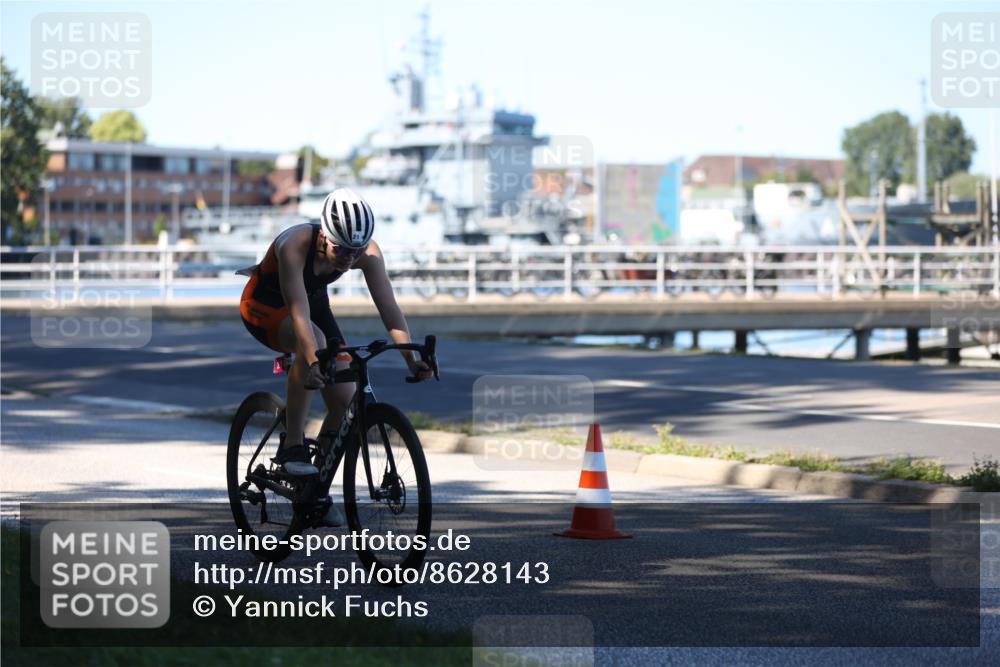 17.08.2025 - KN Förde Triathlon 2025 Yannick Fuchs http://msf.ph/oto/8628143 17.08.2025 15:04:39 Radfahren 21, 27, 34 meine-sportfotos.de